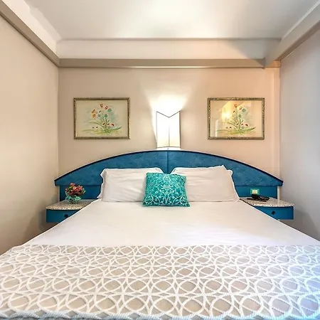 酒店 Acacia Marina 拉古萨的码头