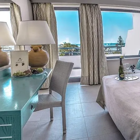 Acacia Marina 拉古萨的码头