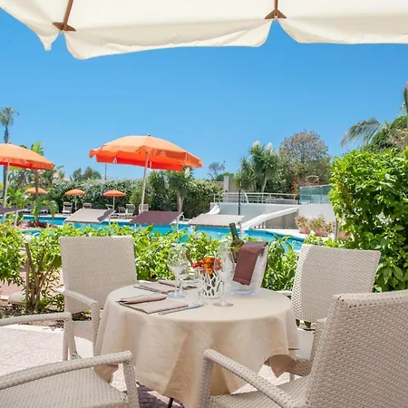 Acacia Marina 酒店 4*