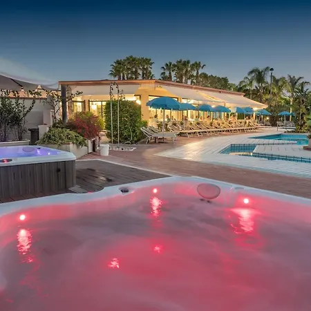 Acacia Marina 拉古萨的码头