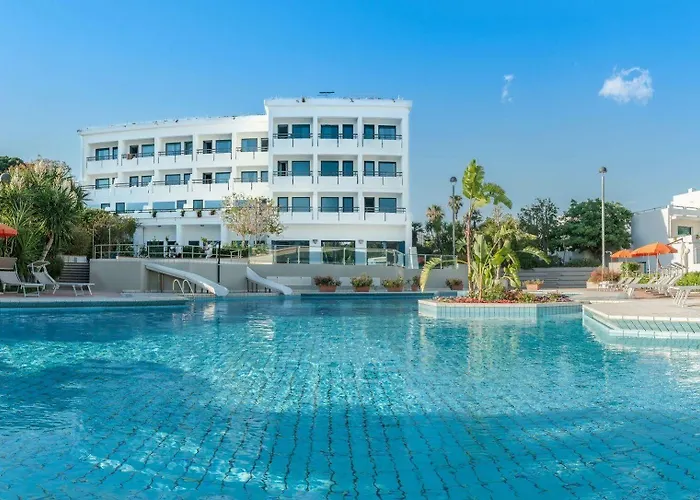 Hotel Acacia Marina 4*